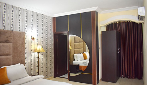 Presidential Suite