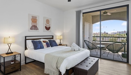 Deluxe Apartment