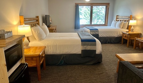 Standard Single Room, 2 Queen Beds, Lake View