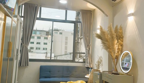 Romantic Studio Suite, 1 King Bed, City View, Tower (6even1)