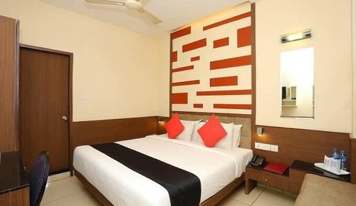 Merlin Tourist Single Room