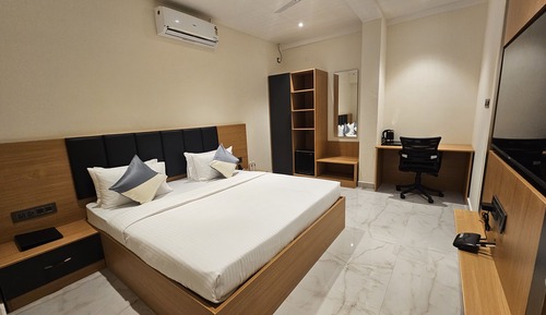 Deluxe Single Room
