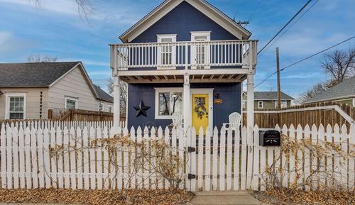 House (2 Bedrooms)