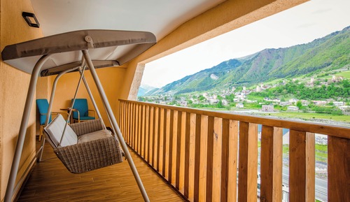 Executive Suite, Mountain View