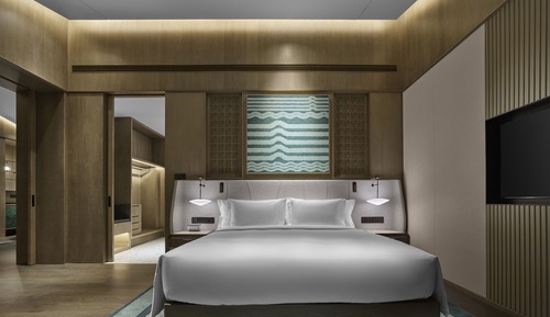Suite, Garden View