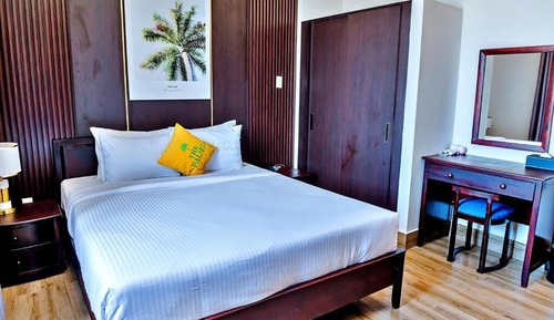 Superior Room with City View