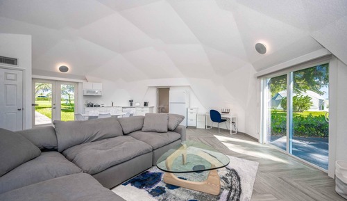 House, Accessible, Smoking