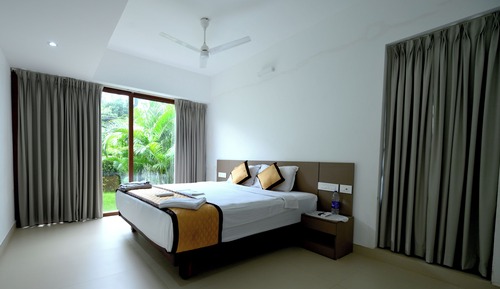 Classic Room, Patio, Garden View