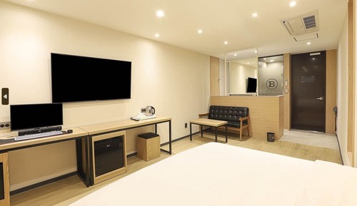 Basic Double Room
