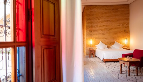 Signature Suite