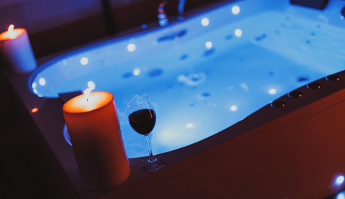 Premium Tent, Hot Tub