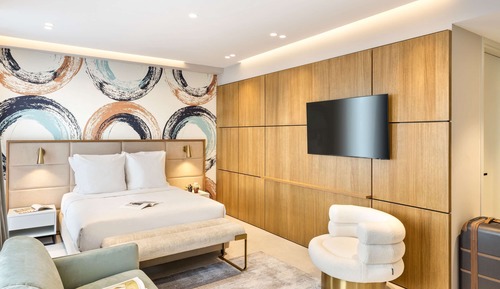 Superior Room, 1 King Bed with Sofa bed