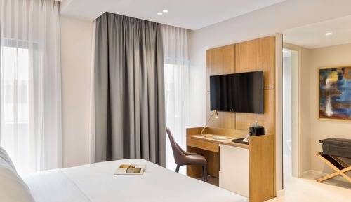 Privilege, Room, 1 King Bed, Balcony