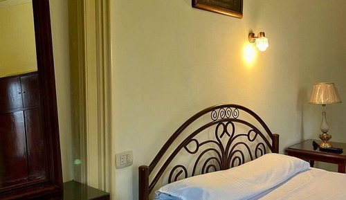 Classic Single Room