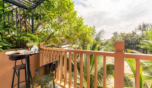 Deluxe Triple Room, Balcony, Garden View