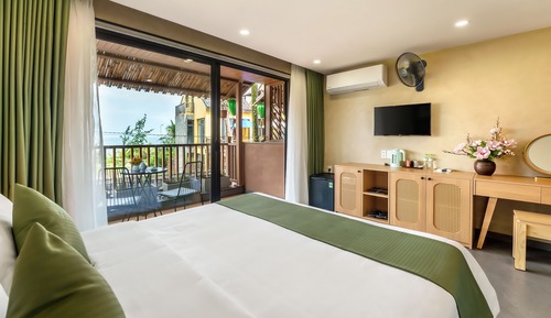 Junior Suite, Balcony, Garden View