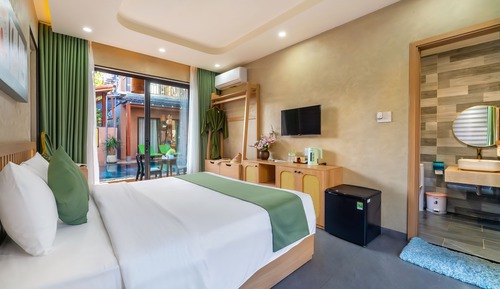 Deluxe Room, 1 Queen Bed