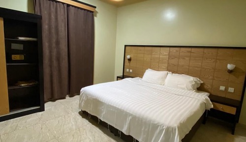 One Bed Room Apartment