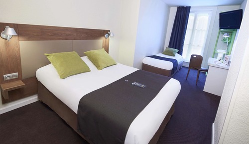 Standard Room, 1 Queen Bed with Sofa bed