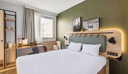 Next Generation, Room, Multiple Beds