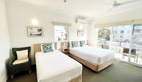 Standard Room (Non-Smoking)