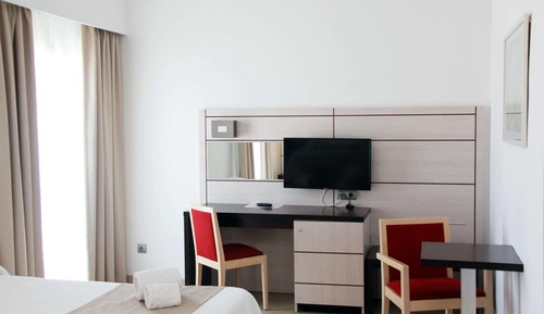 Triple Room, Balcony