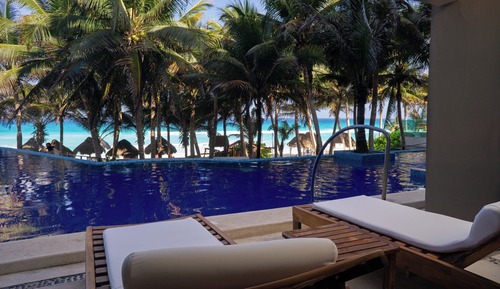 Deluxe Swim up Ocean view