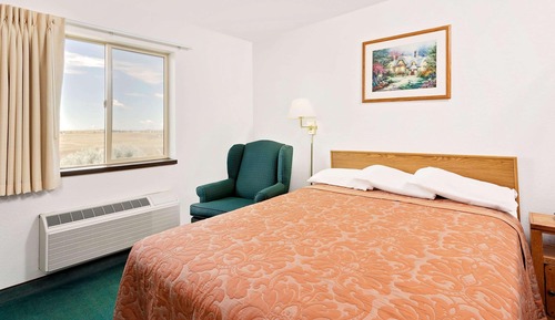 Room, 1 King Bed, Non Smoking