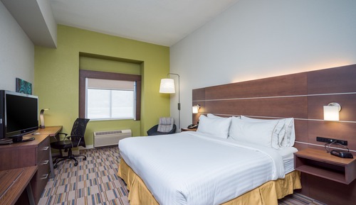 Suite, 1 King Bed, Jetted Tub