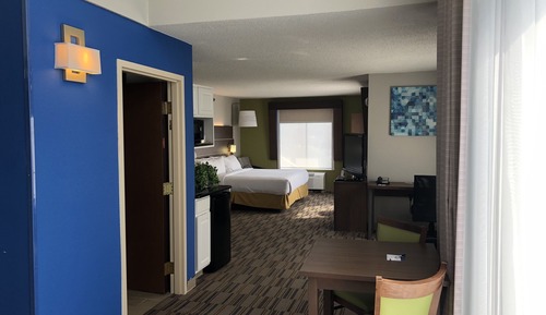 Suite, 1 King Bed (Extra Floor Space)