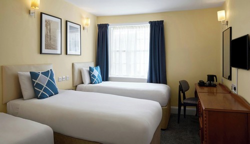 Standard Room, 3 Twin Beds, Non Smoking