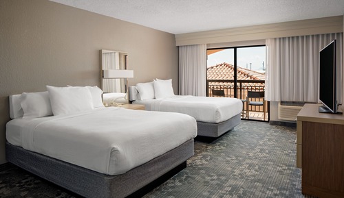 Room, 2 Queen Beds, Non Smoking
