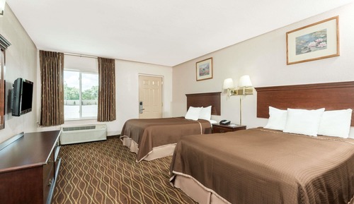 Double Room, 2 Double Beds
