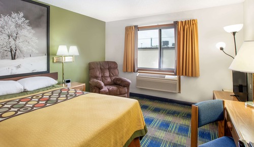 Standard Room, 1 Queen Bed