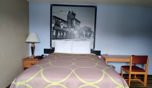 Standard Room, 1 Queen Bed, Smoking