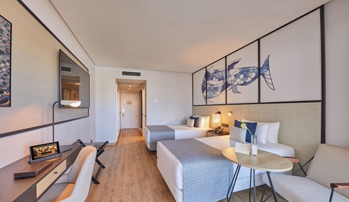 Triple Room, Terrace, Pool View (Preferred Club, 2 Adults + 1 Child)