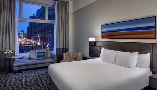 Room, 1 King Bed, City View