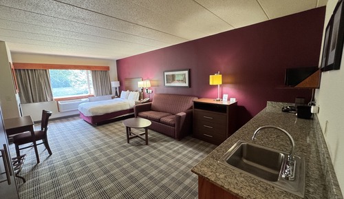 Room, 1 Queen Bed, Accessible, Non Smoking (Mobility, Roll-in Shower)