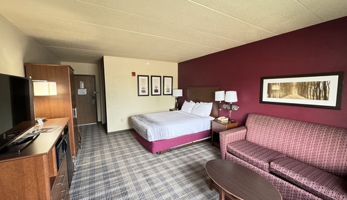 Deluxe Room, 1 Queen Bed with Sofa bed, Non Smoking