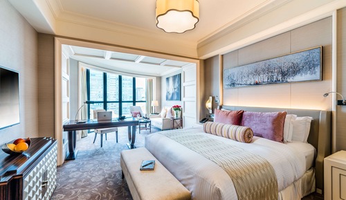 Signature Studio - SIGNATURE LOUNGE PRIVILEGES