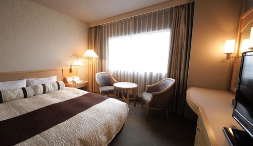 Corner Double Room , Smoking