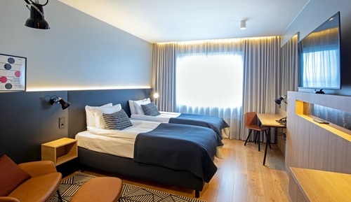 Standard Room, 2 Twin Beds (Top Floor)
