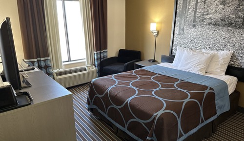 Standard Room, 1 Queen Bed