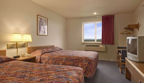 Room, Multiple Beds, Microwave