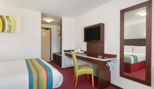 Family Room, Multiple Beds, Non Smoking