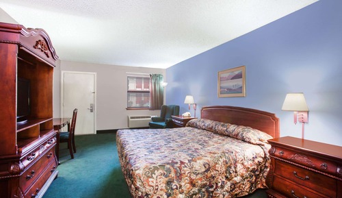 Room, 1 King Bed, Non Smoking
