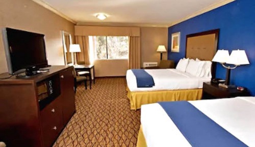 Standard Room, 2 Queen Beds, Accessible (Communications)