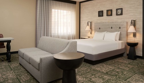 Junior Suite, 1 King Bed