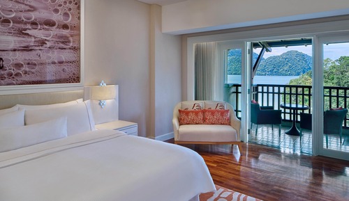 Room, 1 King Bed, Partial Ocean View
