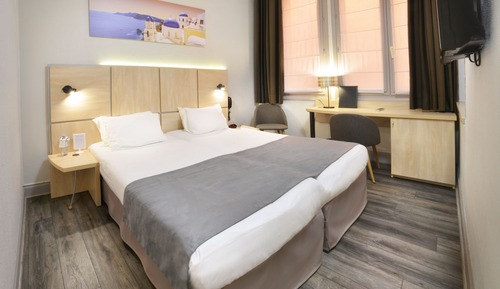 Comfort Room, 1 King Bed, Non Smoking (Twin bed on request)